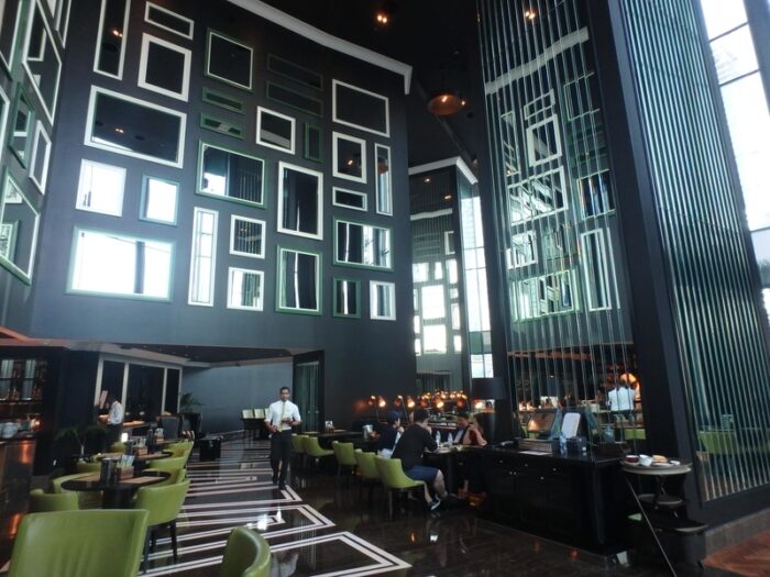f:id:blue-traveler:20190407195711j:plain f:id:blue-traveler:20190407195711j:plain